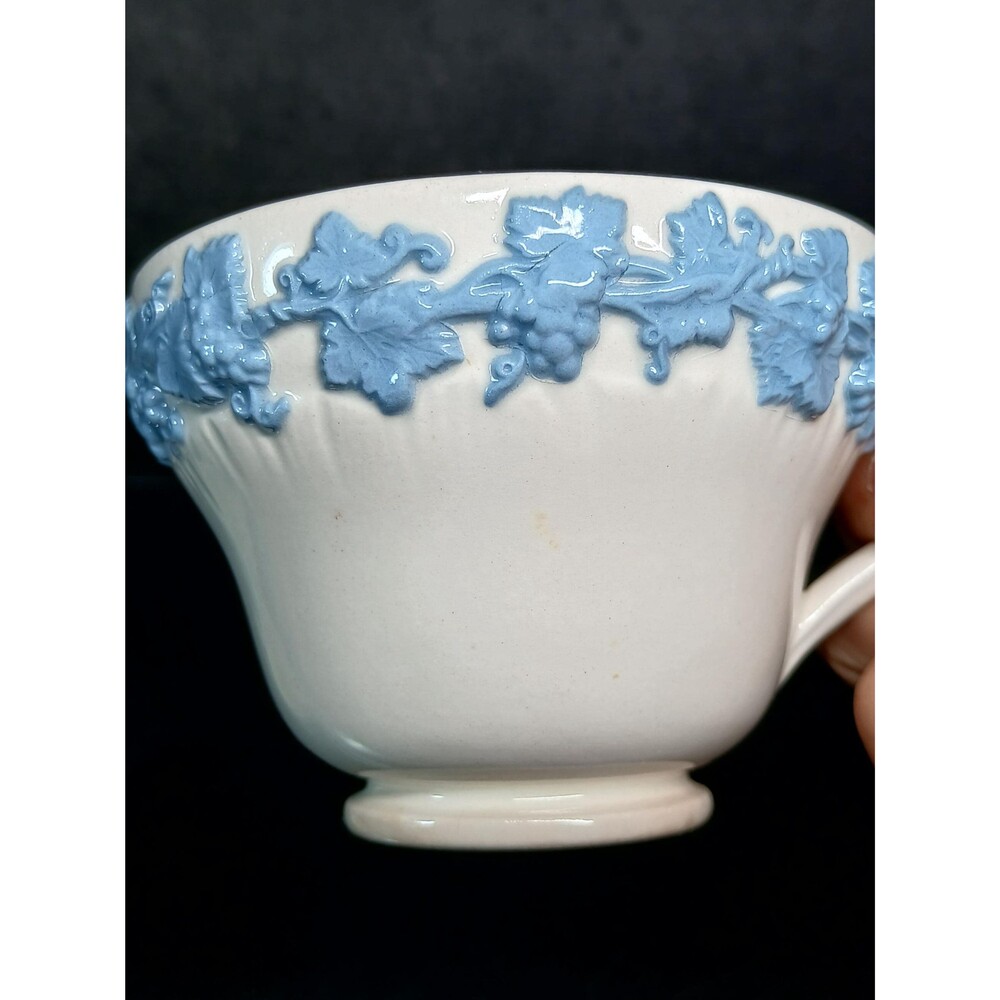 Wedgwood Queen’s Ware Blue on White Embossed Coffee Cups Pair Mixed Condition - Picture 7 of 16